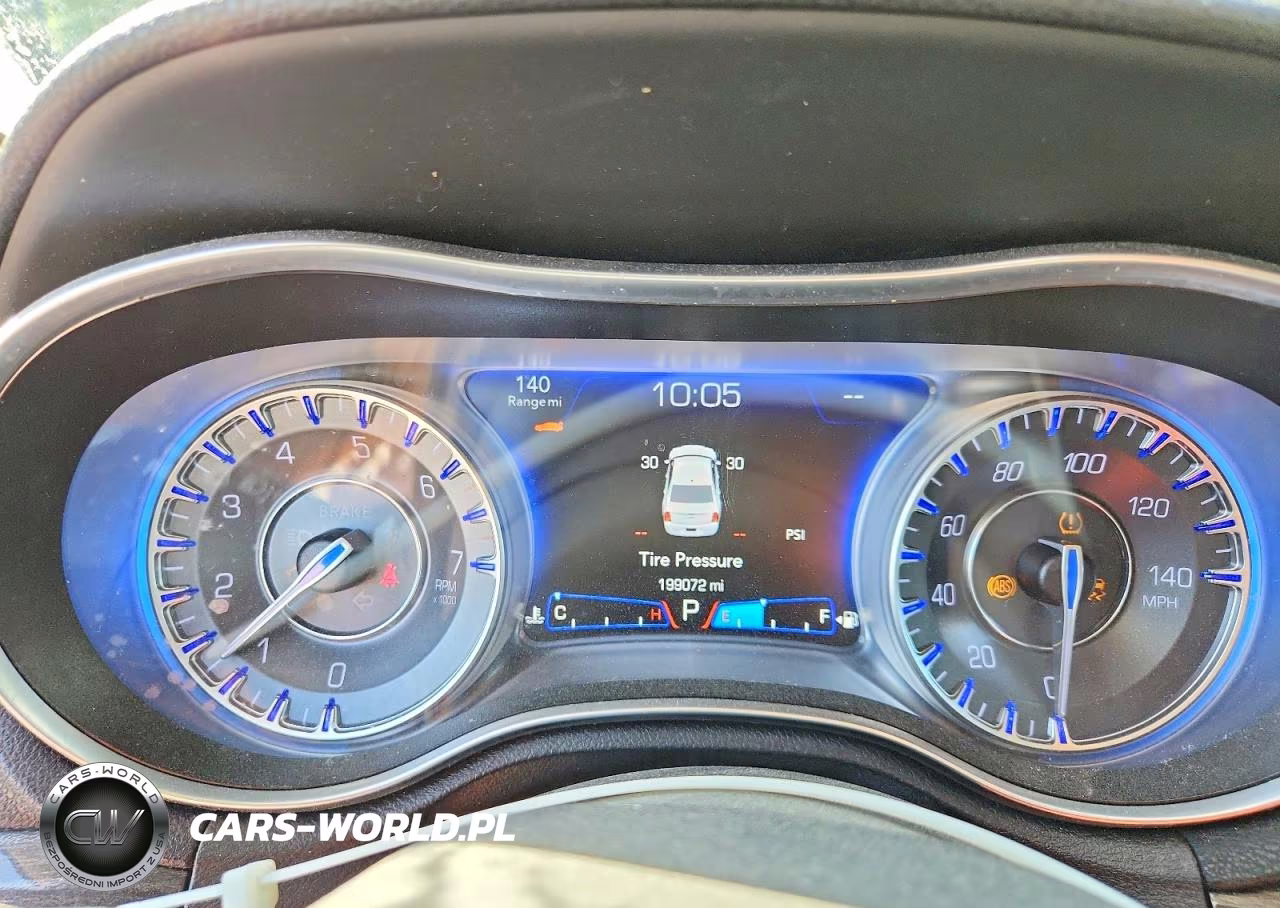 2017 Chrysler 300 300S Awd VIN:2C3CCAGG7HH627092 - 9
