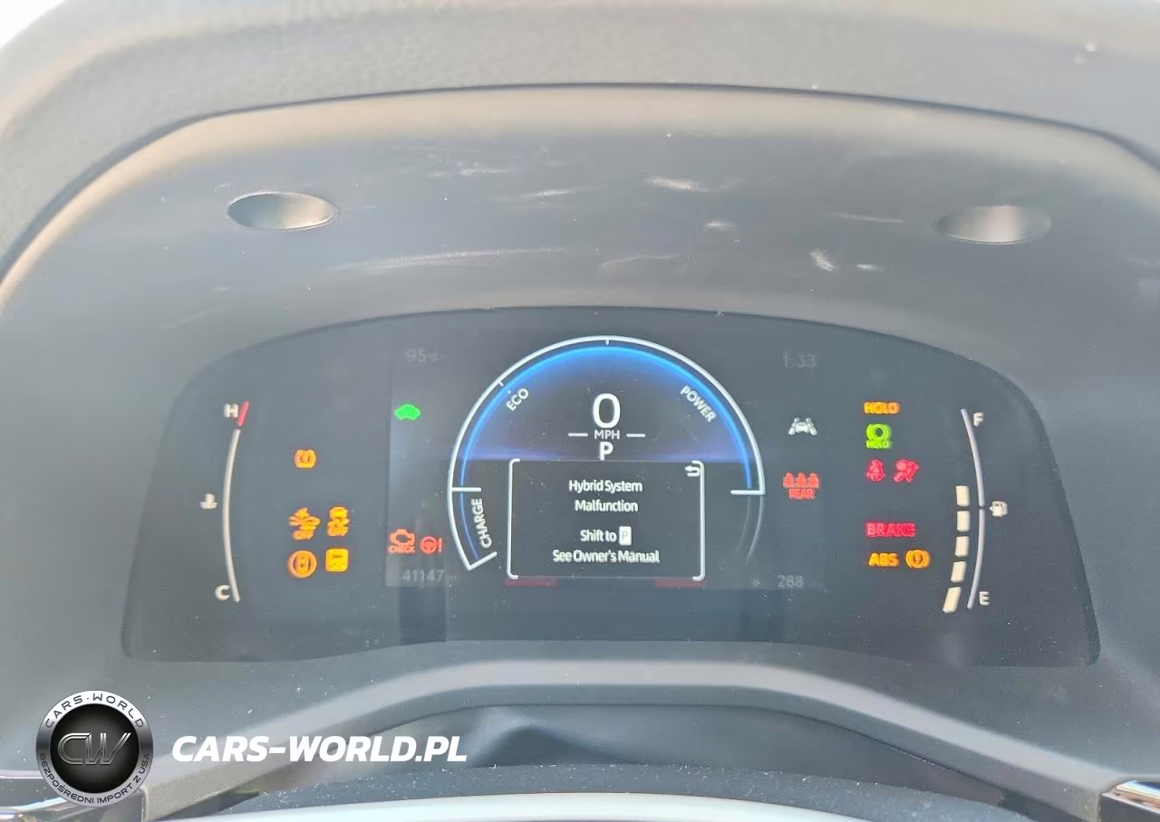 2026 Toyota Camry Le VIN:4T1DAACK4TU213172 - 9