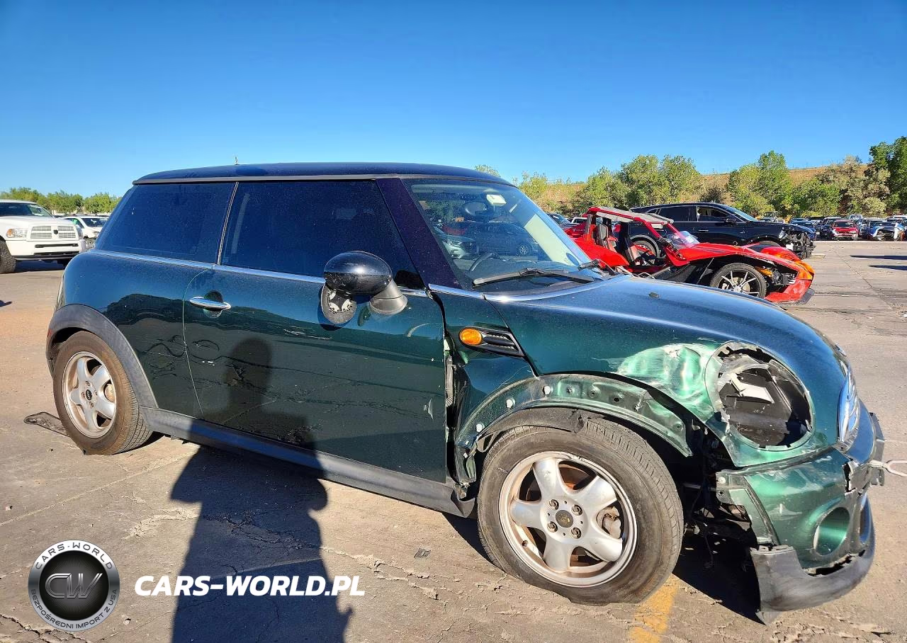 2011 Mini Cooper VIN:WMWSU3C52BT091020 - 4