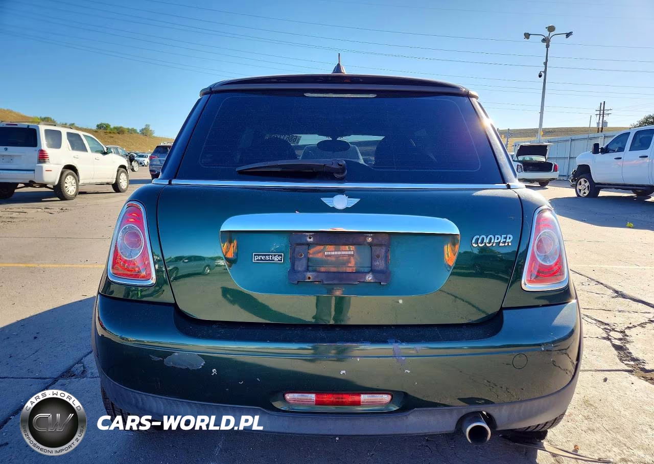 2011 Mini Cooper VIN:WMWSU3C52BT091020 - 6