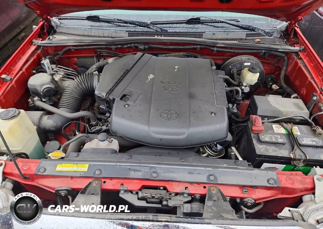 2015 Toyota Tacoma V6 VIN:3TMLU4EN4FM191053 - 11