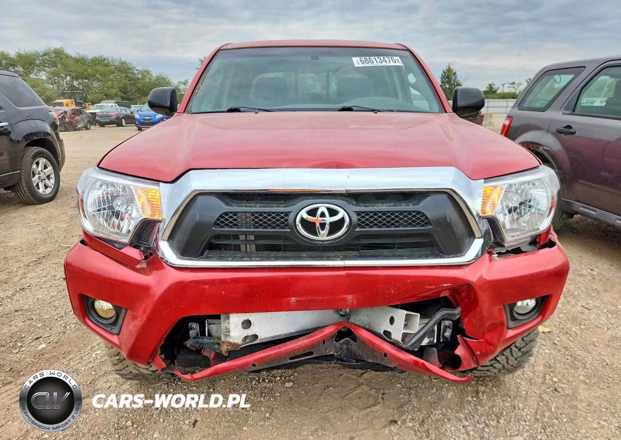 2015 Toyota Tacoma V6 VIN:3TMLU4EN4FM191053 - 5