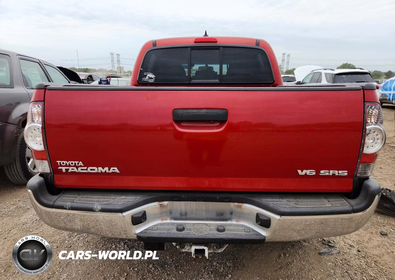 2015 Toyota Tacoma V6 VIN:3TMLU4EN4FM191053 - 6