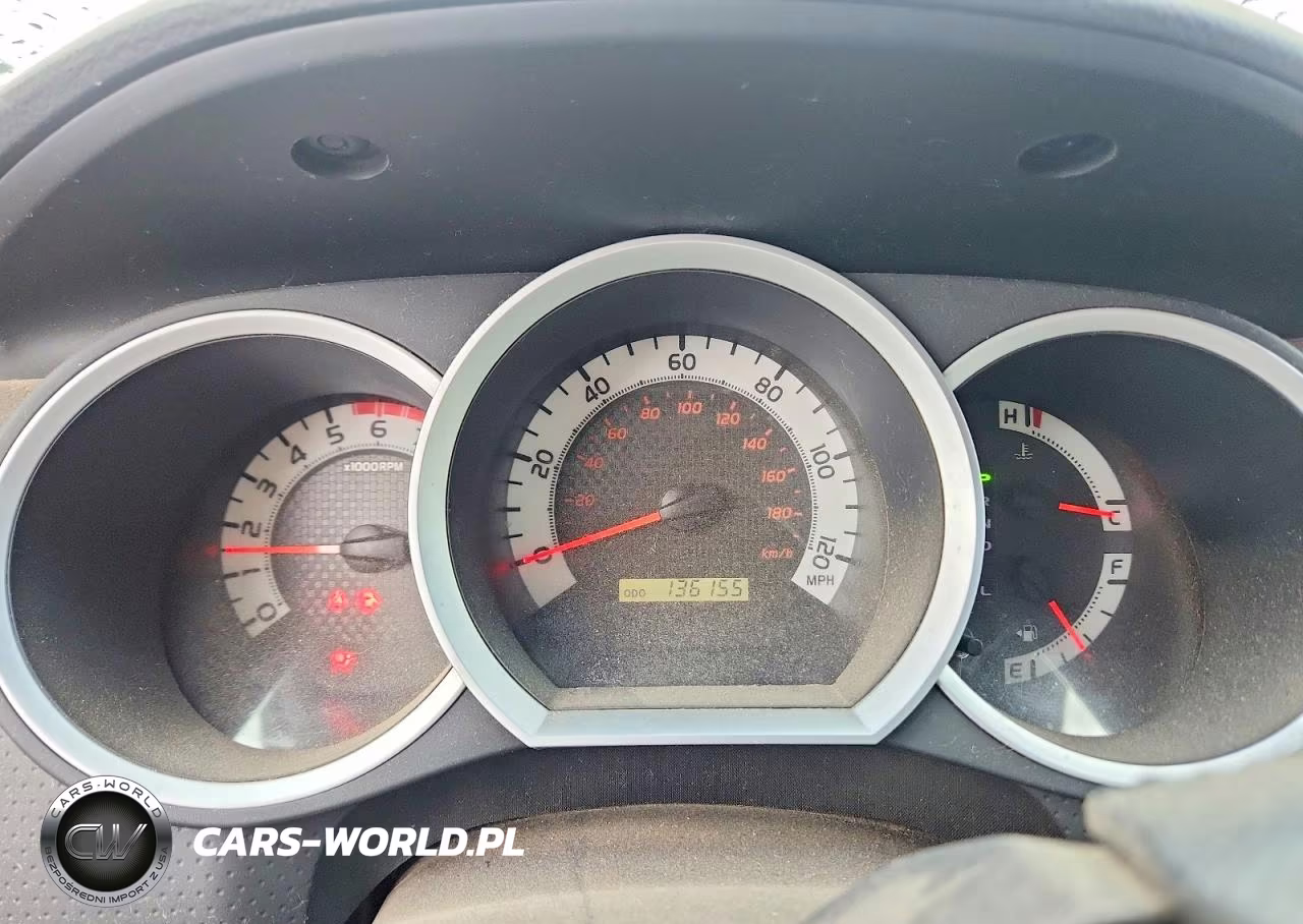 2015 Toyota Tacoma V6 VIN:3TMLU4EN4FM191053 - 9