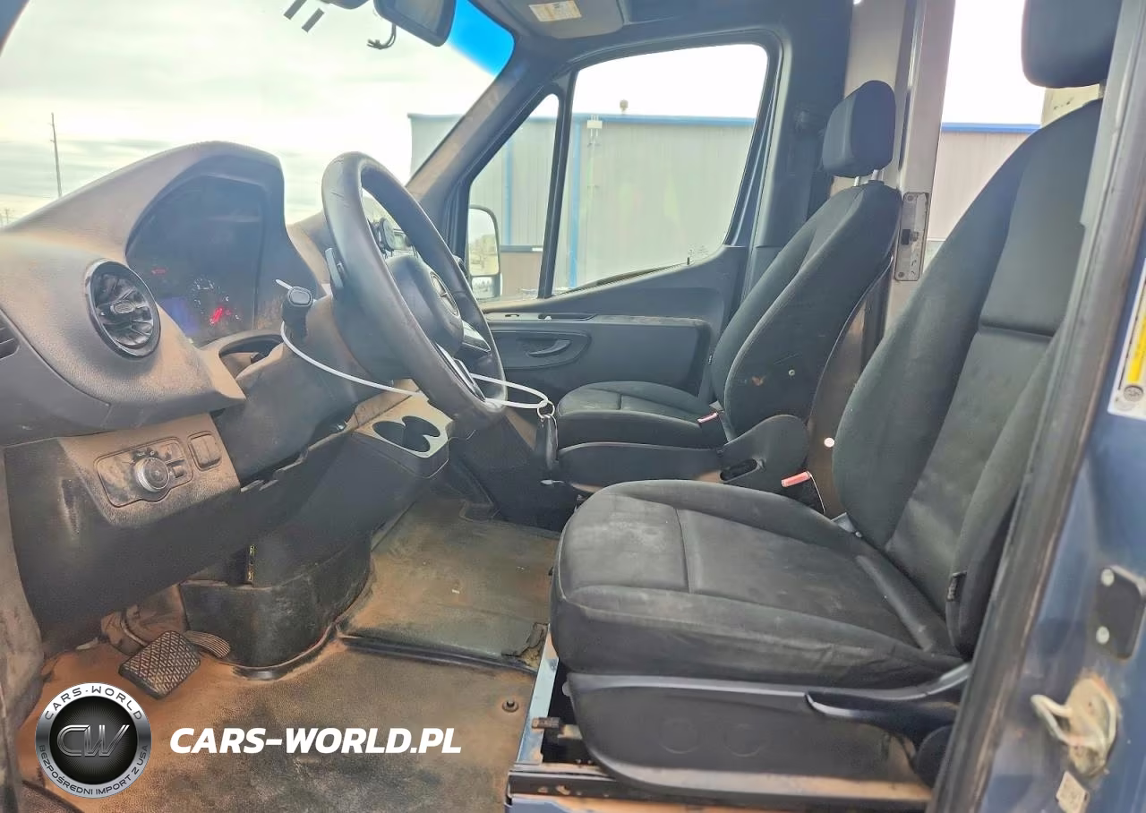2019 Mercedes-Benz Sprinter 2500-3500 VIN:WD4PF1CD3KT006397 - 7