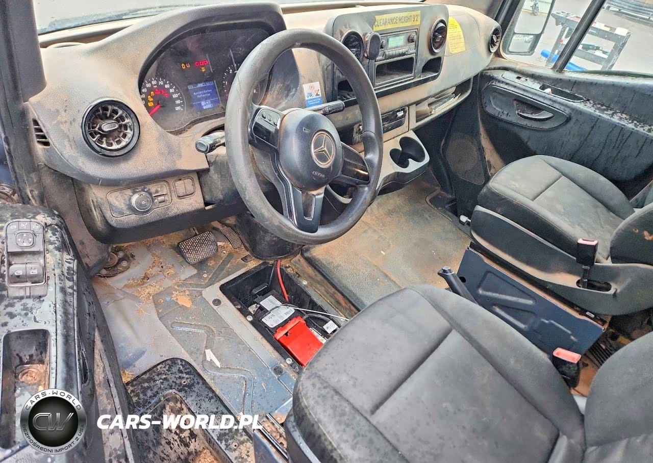 2019 Mercedes-Benz Sprinter 2500-3500 VIN:WD4PF1CD3KT006397 - 8