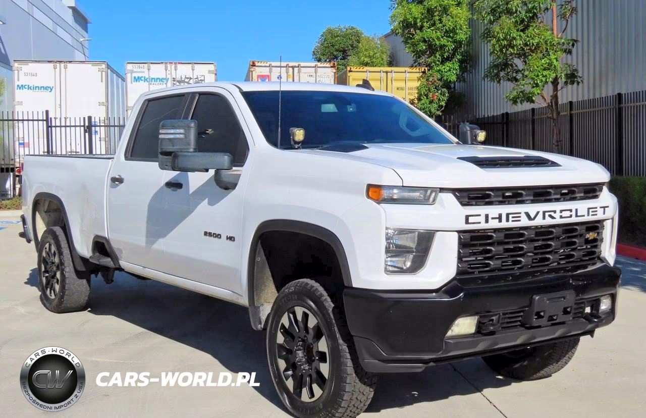 2020 Chevrolet Silverado C2500 Custom
