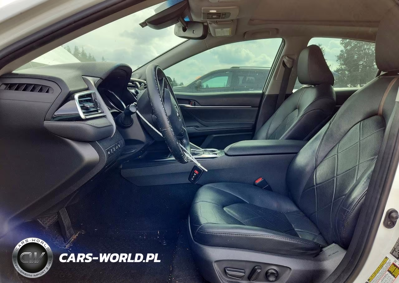 2018 Toyota Camry Xle VIN:4T1B11HK8JU057814 - 7