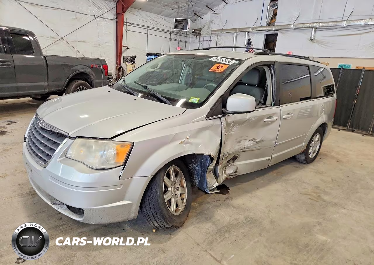 2010 Chrysler Town & Country Touring VIN:2A4RR5D16AR375955 - 1