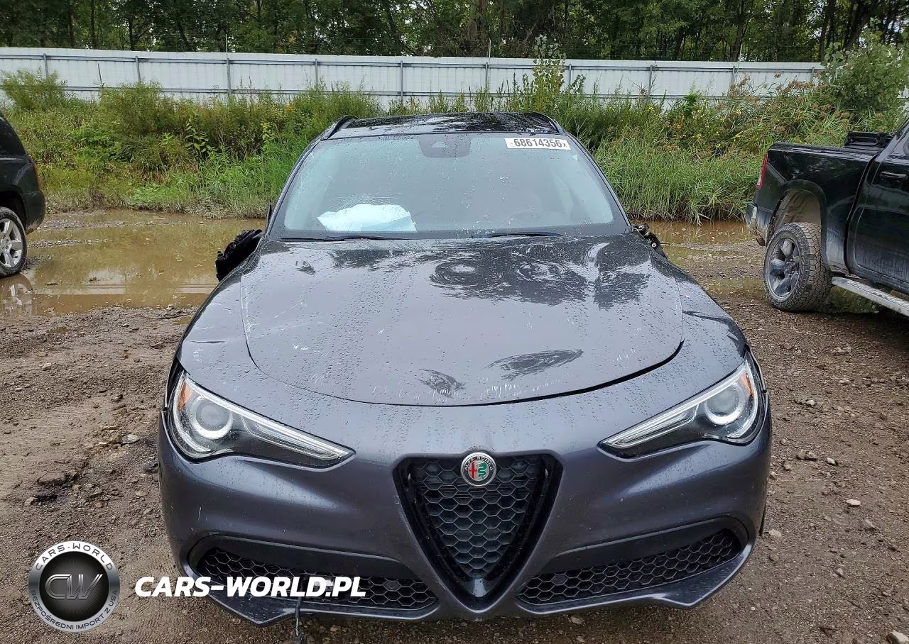 2021 Alfa Romeo Stelvio Ti VIN:ZASPAKBN6M7D15650 - 5