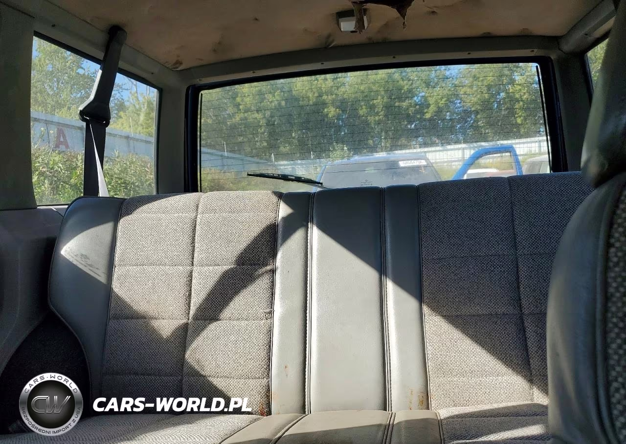 1990 Jeep Cherokee Laredo VIN:1J4FJ58L4LL148491 - 10