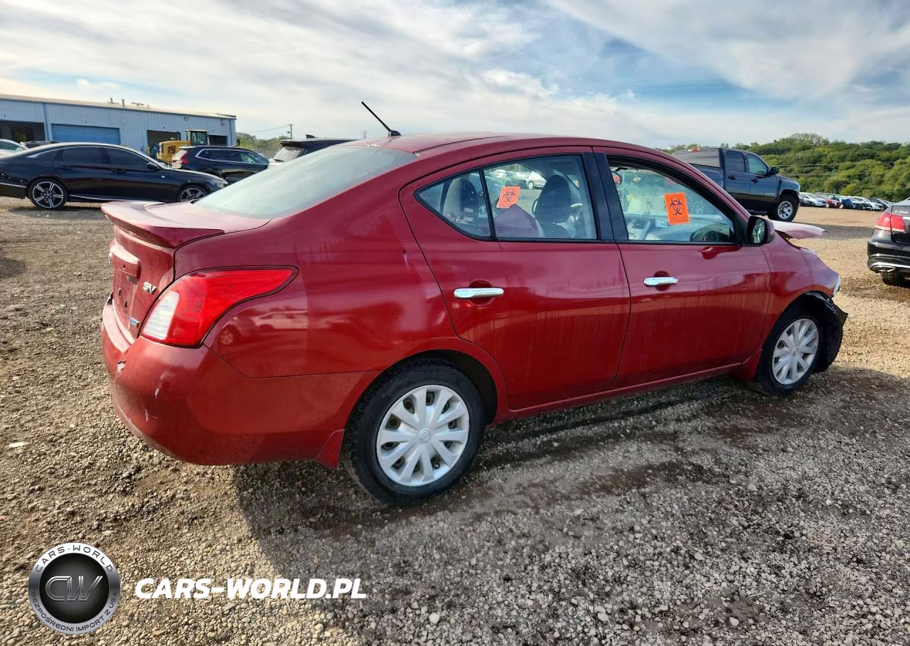 2014 Nissan Versa 1.6 S VIN:3N1CN7AP1EL826386 - 3