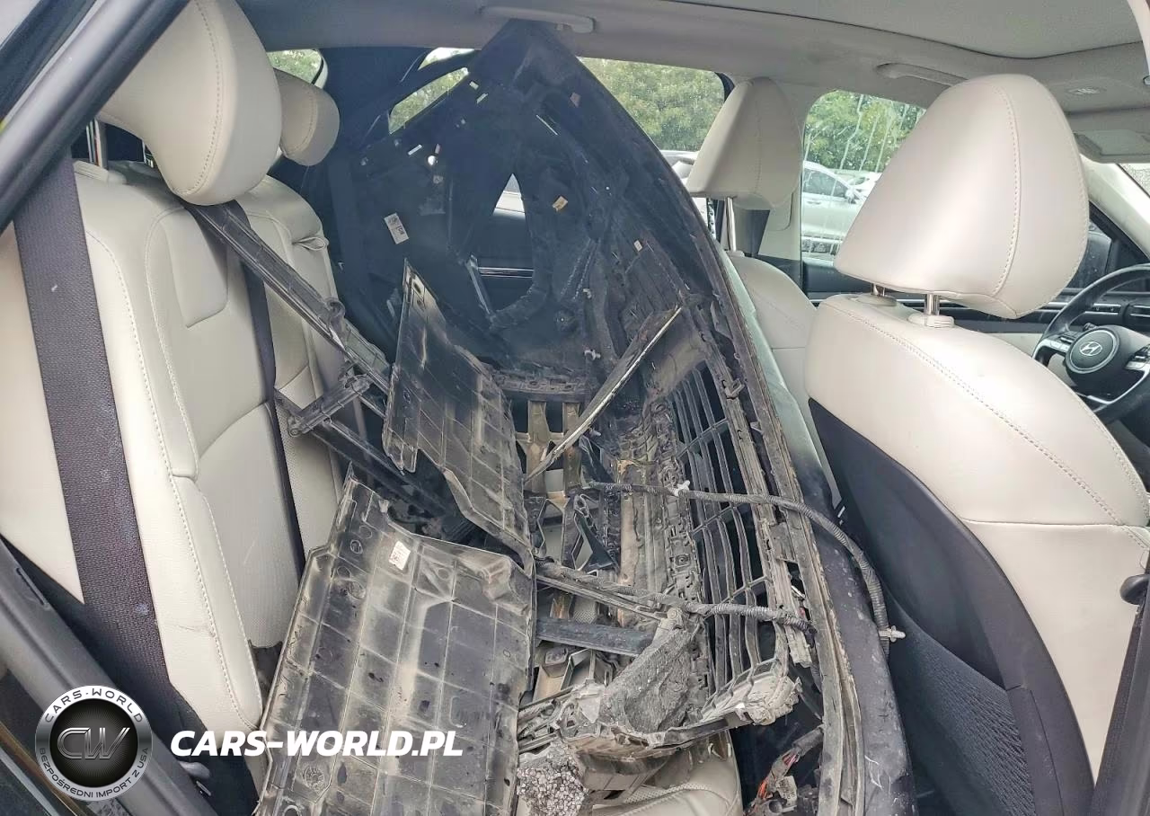 2022 Hyundai Tucson Limited VIN:KM8JECA18NU072672 - 10