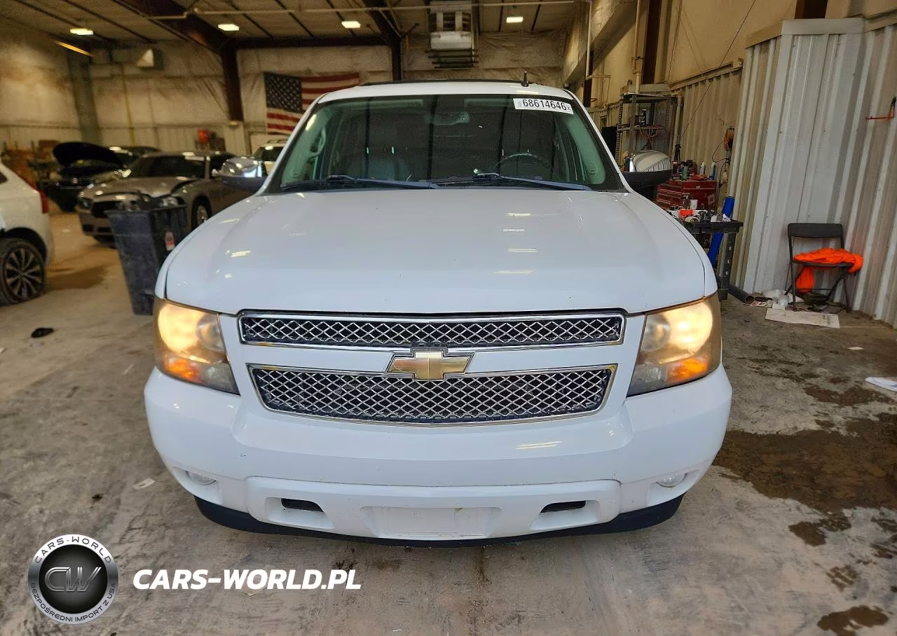 2009 Chevrolet Tahoe C1500 Ltz VIN:1GNFC33J99R137980 - 5