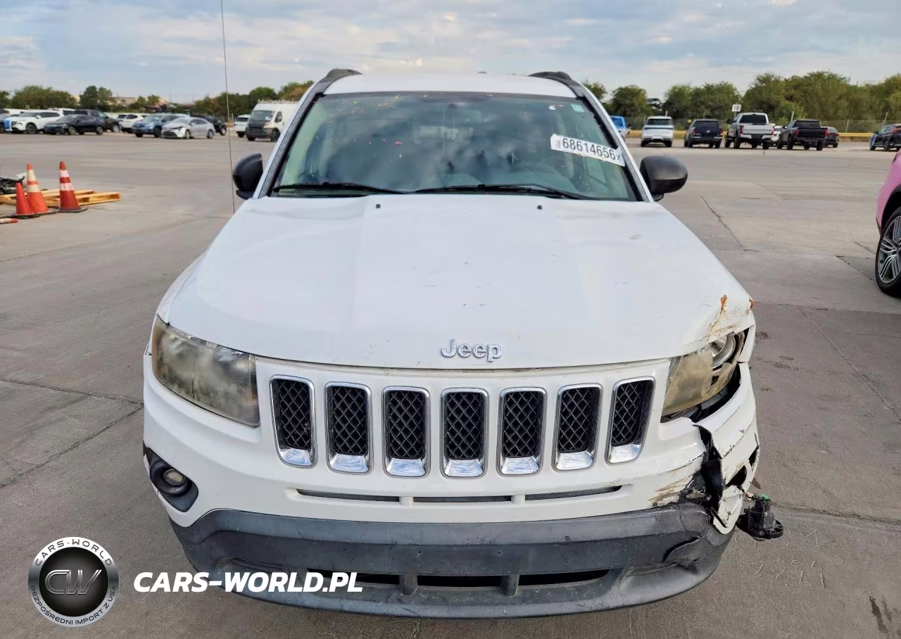 2016 Jeep Compass Sport VIN:1C4NJCBA3GD615493 - 5