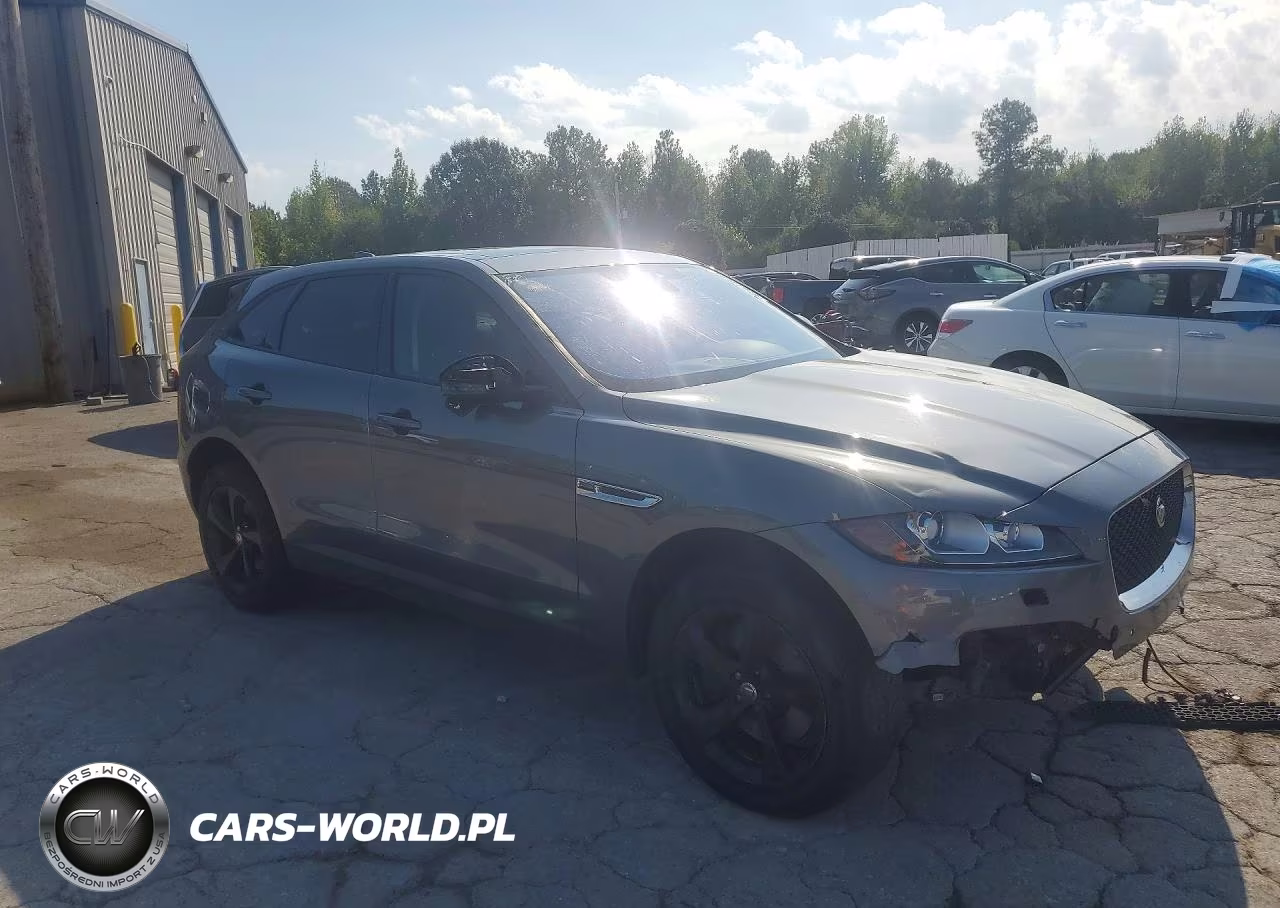 2017 Jaguar F-Pace Premium VIN:SADCJ2BV9HA070752 - 4