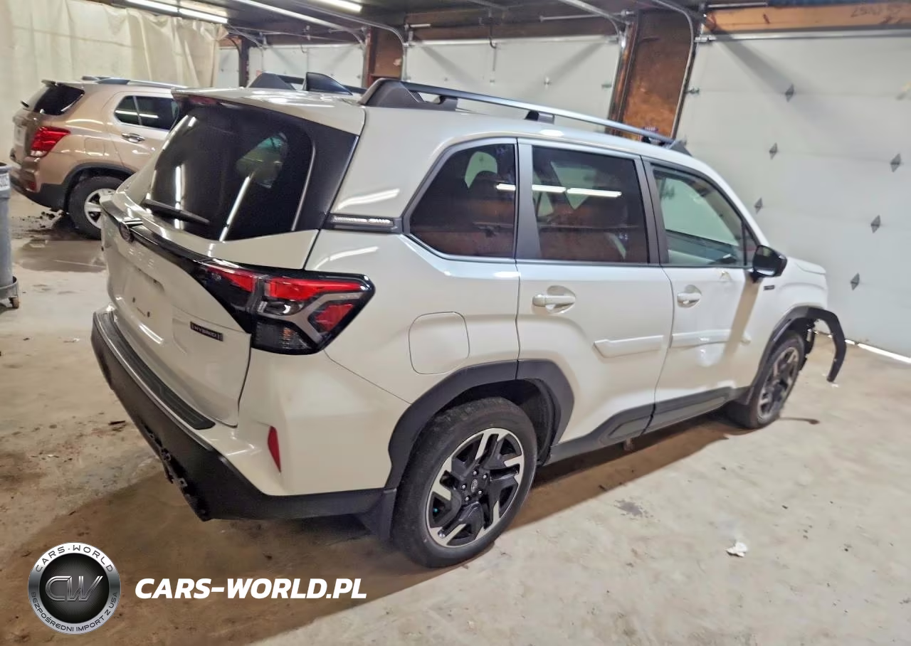 2025 Subaru Forester Premium VIN:JF2SLSED2SH407508 - 3