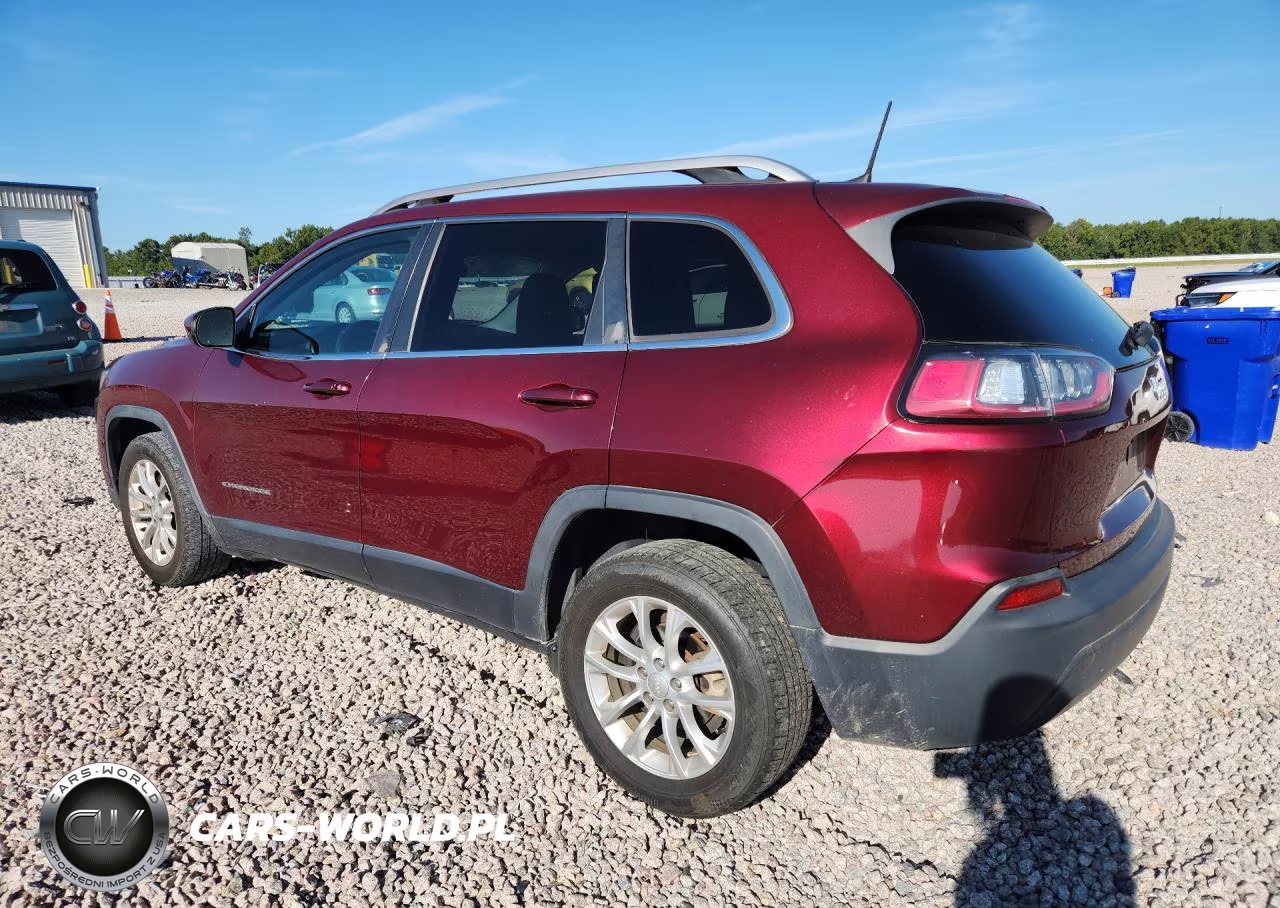 2019 Jeep Cherokee Latitude VIN:1C4PJLCB9KD129165 - 2