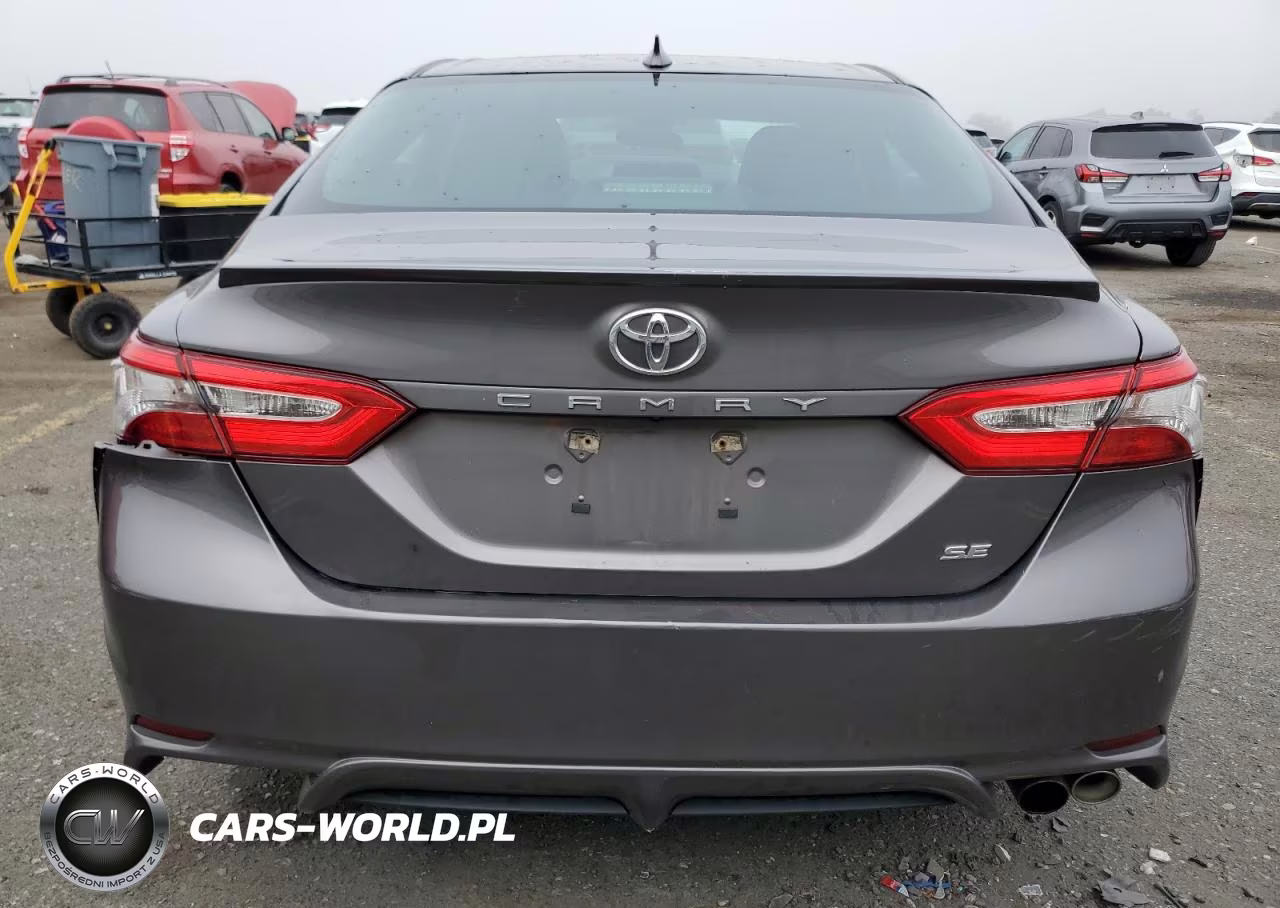 2019 Toyota Camry L VIN:4T1B11HKXKU745928 - 6