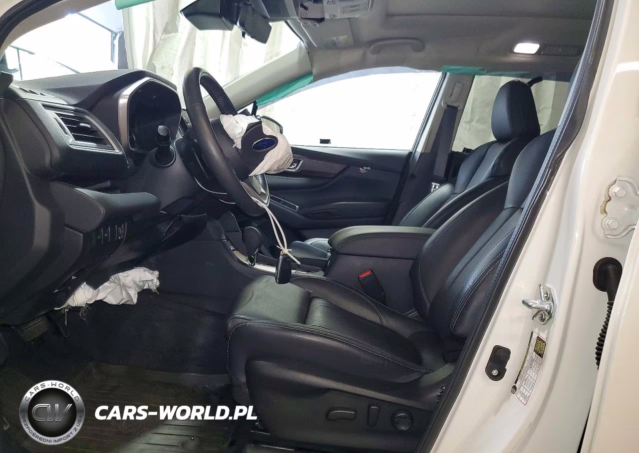 2025 Subaru Ascent Touring VIN:4S4WMAUD0S3411476 - 7