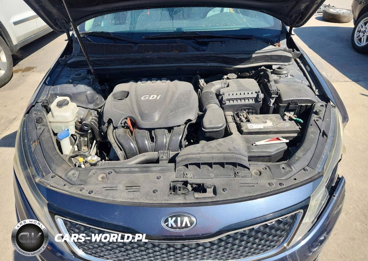 2015 Kia Optima Lx VIN:5XXGM4A72FG412319 - 11