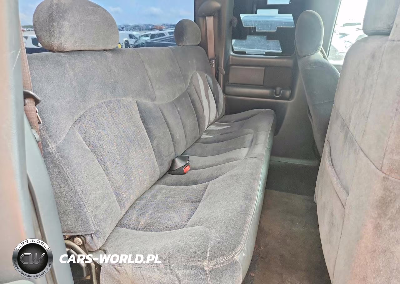2000 Chevrolet Silverado C1500 VIN:2GCEC19T7Y1186779 - 10