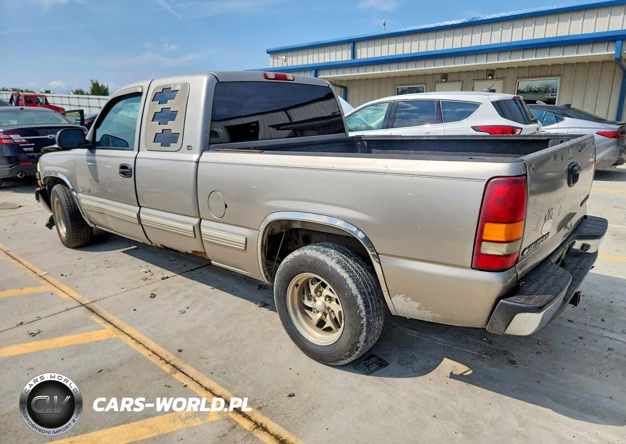 2000 Chevrolet Silverado C1500 VIN:2GCEC19T7Y1186779 - 2