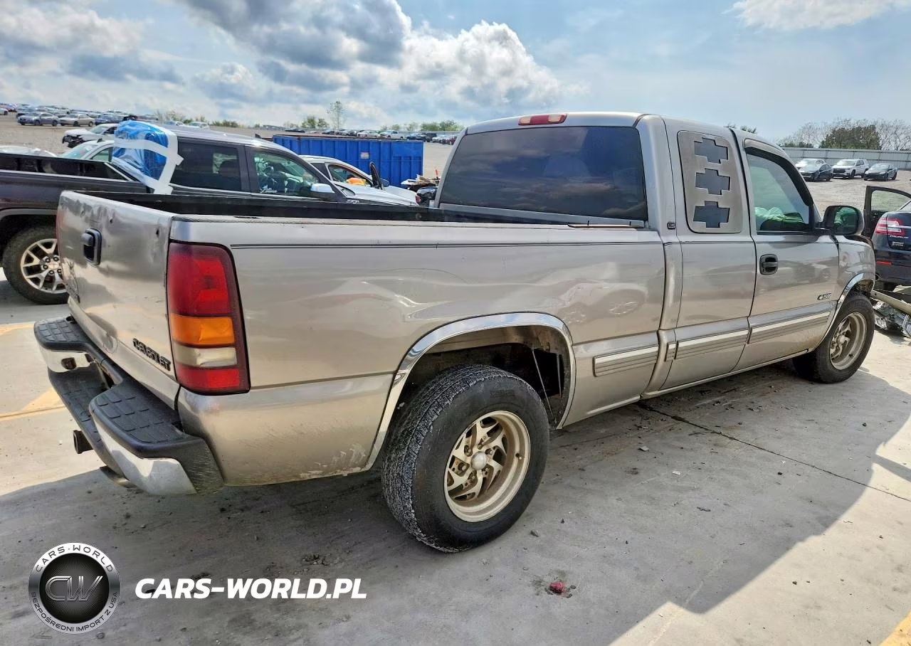 2000 Chevrolet Silverado C1500 VIN:2GCEC19T7Y1186779 - 3