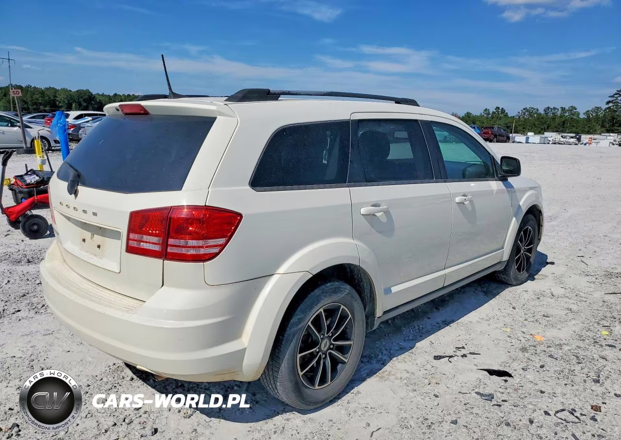 2018 Dodge Journey Se VIN:3C4PDCAB4JT530710 - 3