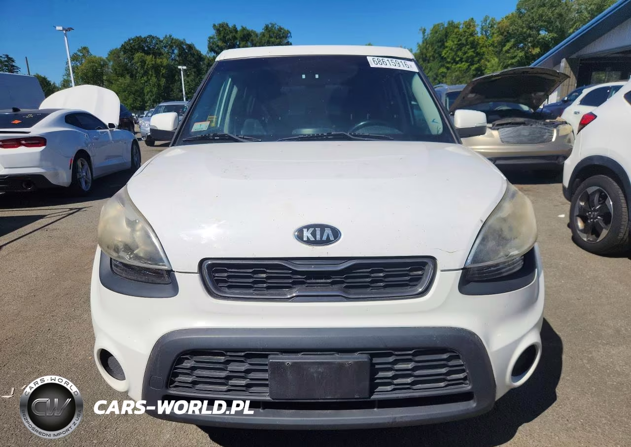 2013 Kia Soul + VIN:KNDJT2A61D7551612 - 5