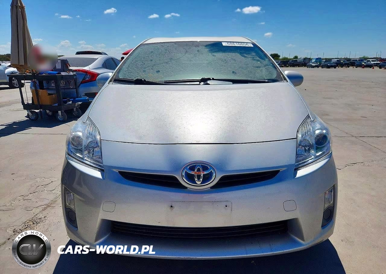 2011 Toyota Prius Three VIN:JTDKN3DU5B5305895 - 5