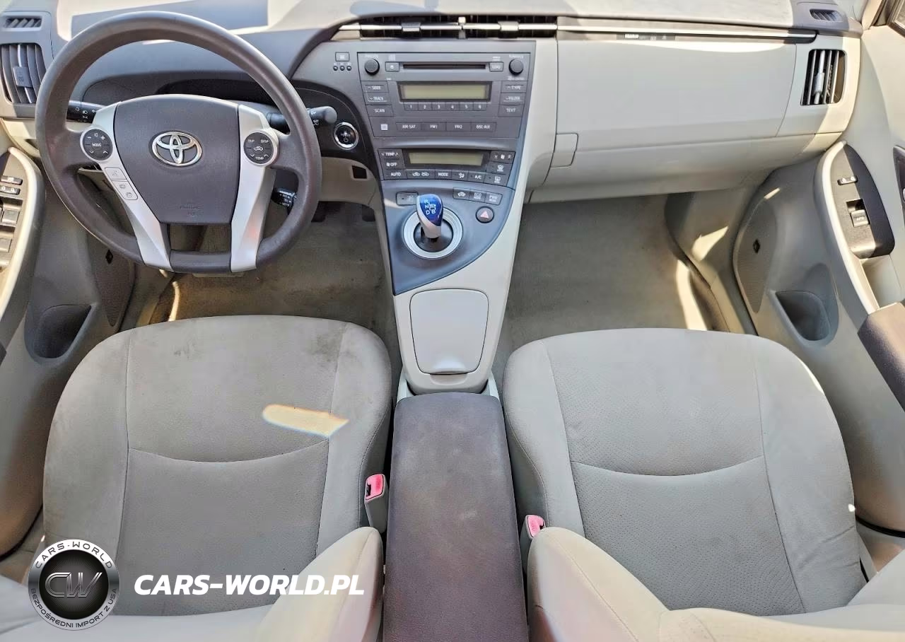2011 Toyota Prius Three VIN:JTDKN3DU5B5305895 - 8
