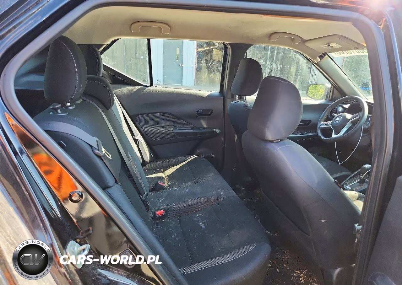 2020 Nissan Kicks S VIN:3N1CP5BVXLL486597 - 10