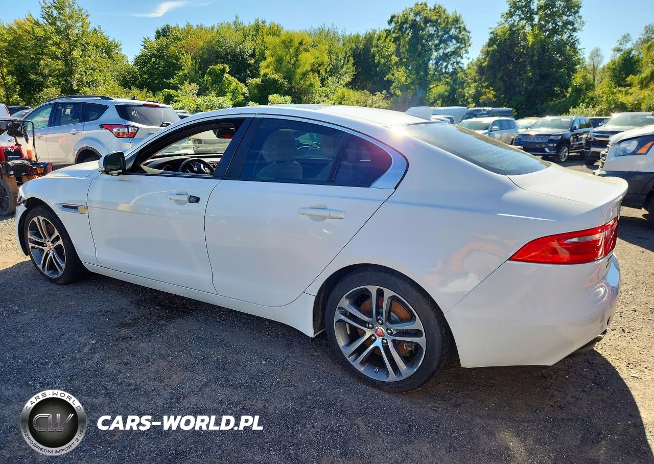 2017 Jaguar Xe Premium VIN:SAJAJ4BVXHA958474 - 2