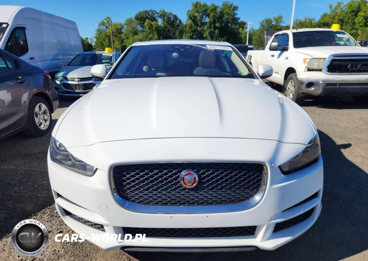 2017 Jaguar Xe Premium VIN:SAJAJ4BVXHA958474 - 5
