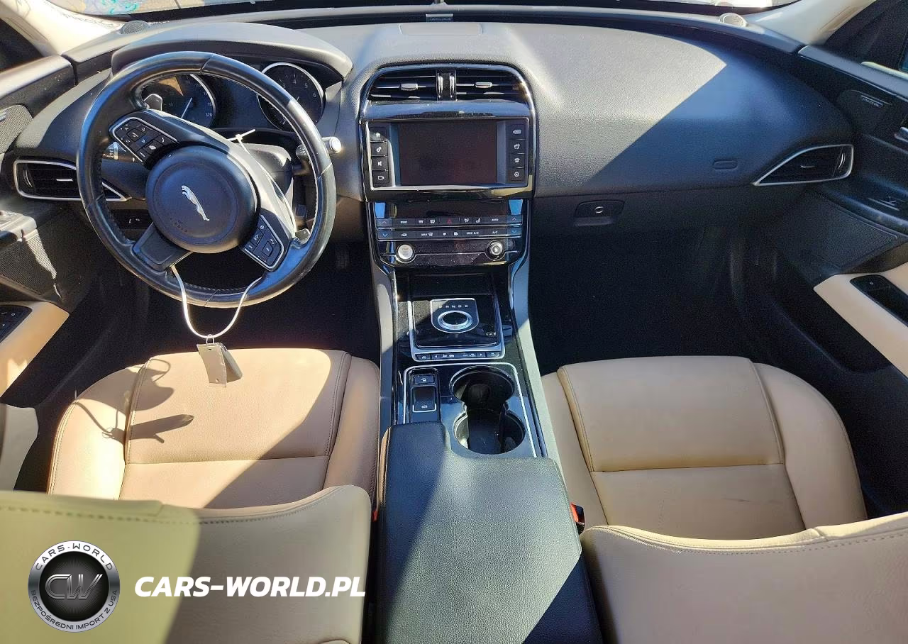 2017 Jaguar Xe Premium VIN:SAJAJ4BVXHA958474 - 8