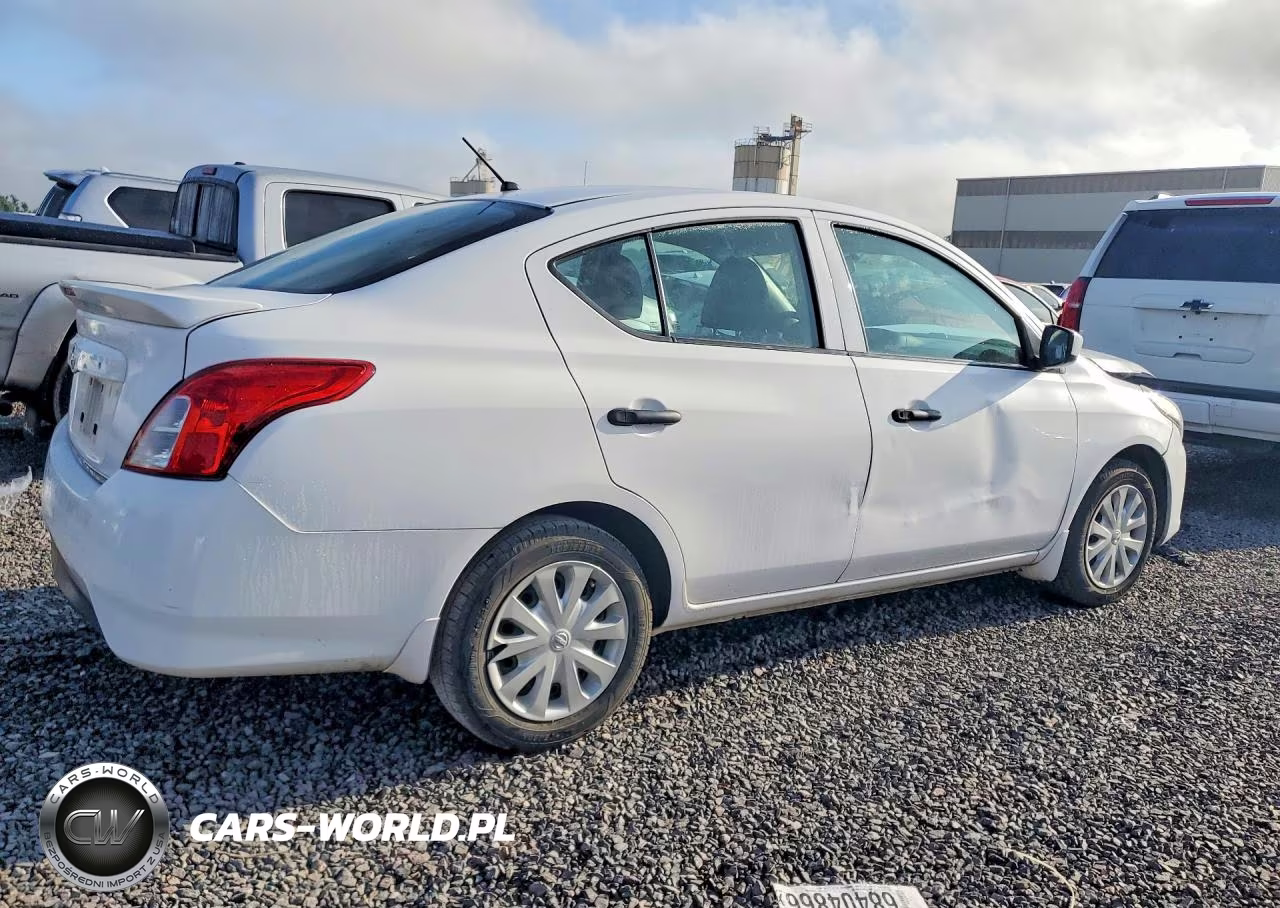 2019 Nissan Versa S Plus VIN:3N1CN7AP5KL801552 - 3
