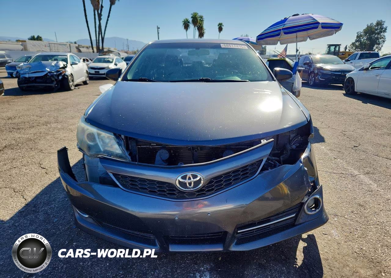 2014 Toyota Camry Se VIN:4T1BF1FK4EU812077 - 5