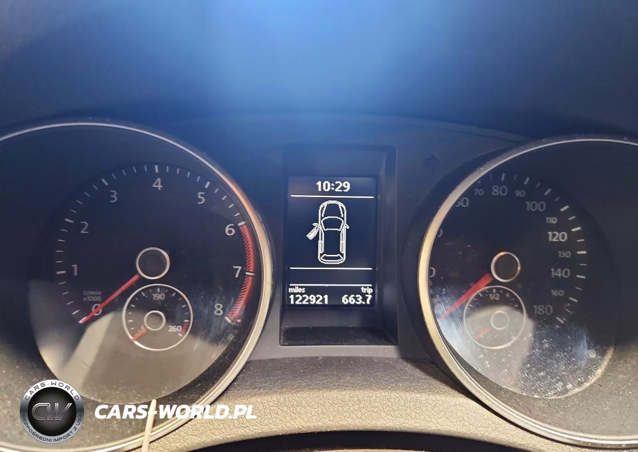 2011 Volkswagen Gti VIN:WVWHD7AJ1BW205804 - 9