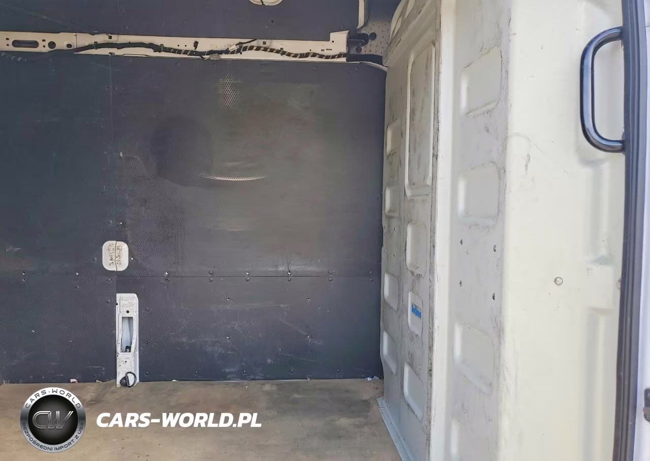 2019 Ford Transit T-250 VIN:1FTYR3XG1KKA51768 - 11