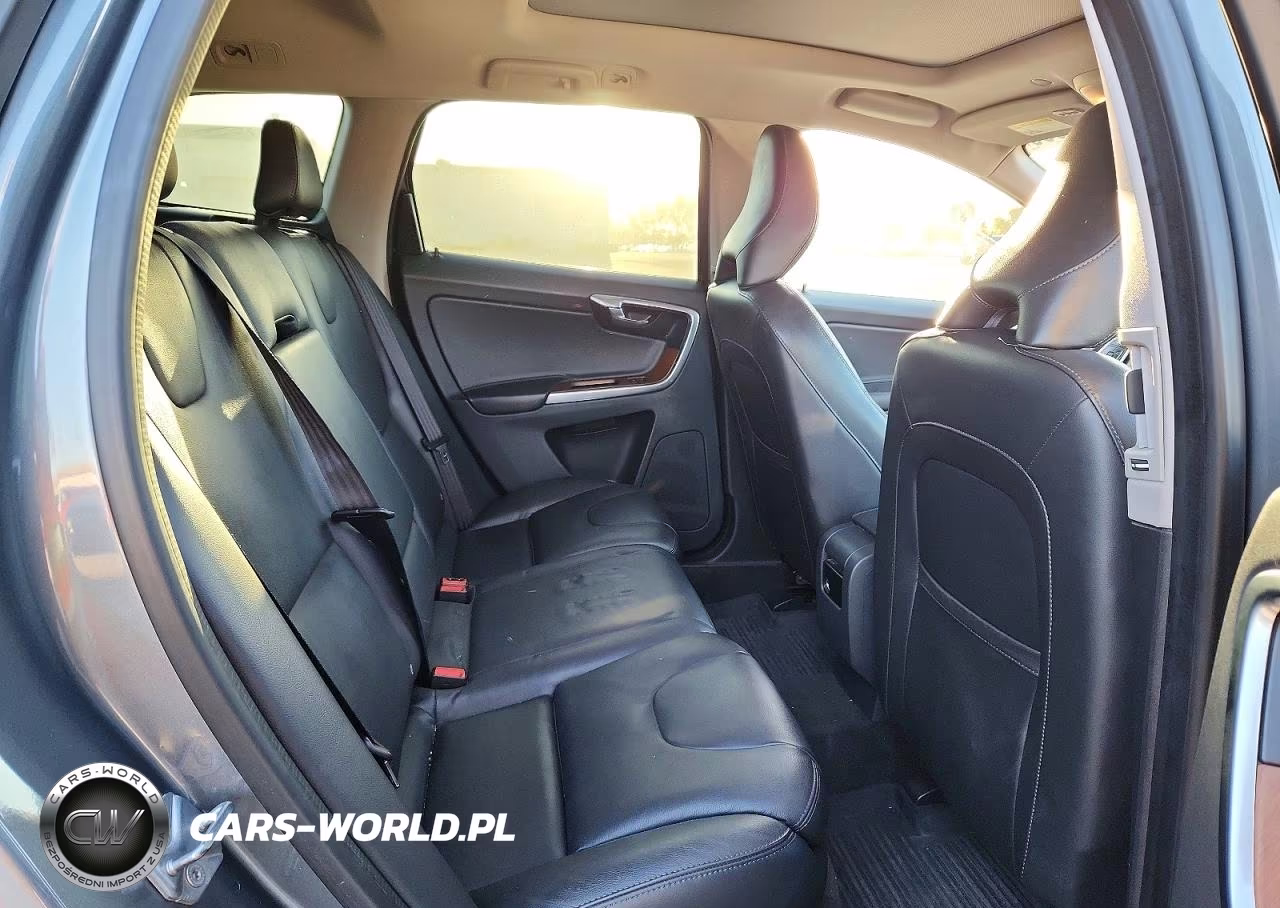 2017 Volvo Xc60 T5 Inscription VIN:YV440MDUXH2042548 - 10