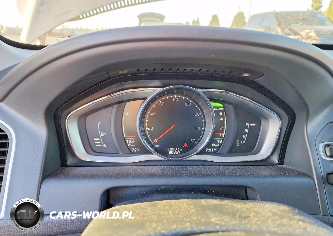 2017 Volvo Xc60 T5 Inscription VIN:YV440MDUXH2042548 - 9