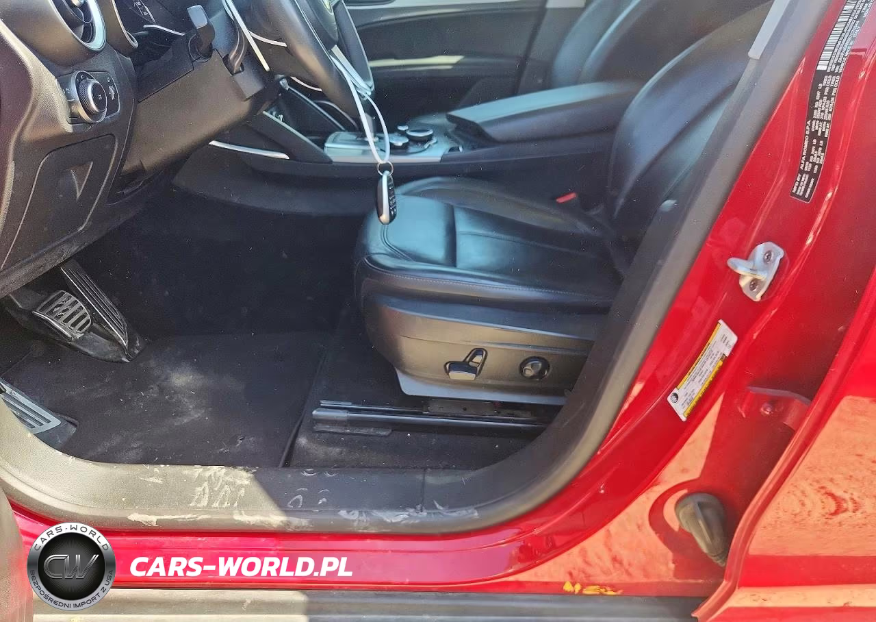 2019 Alfa Romeo Stelvio VIN:ZASPAKAN5K7C70344 - 13