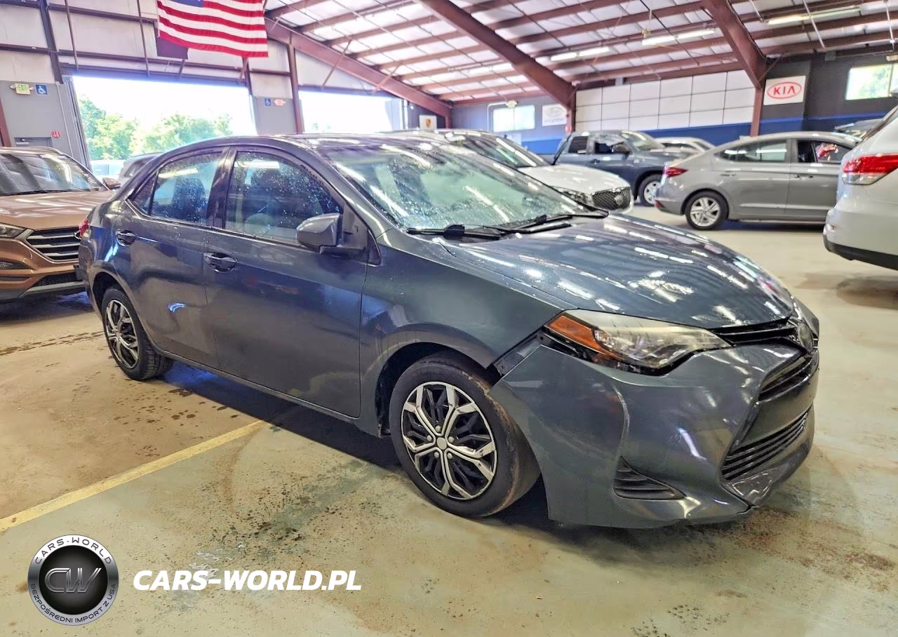 2019 Toyota Corolla Le VIN:2T1BURHE9KC201096 - 4