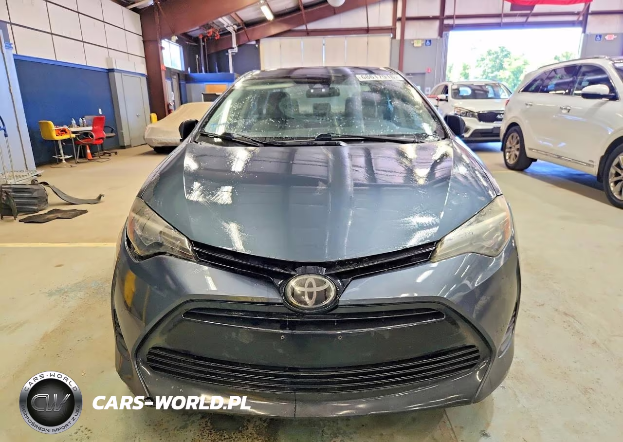 2019 Toyota Corolla Le VIN:2T1BURHE9KC201096 - 5