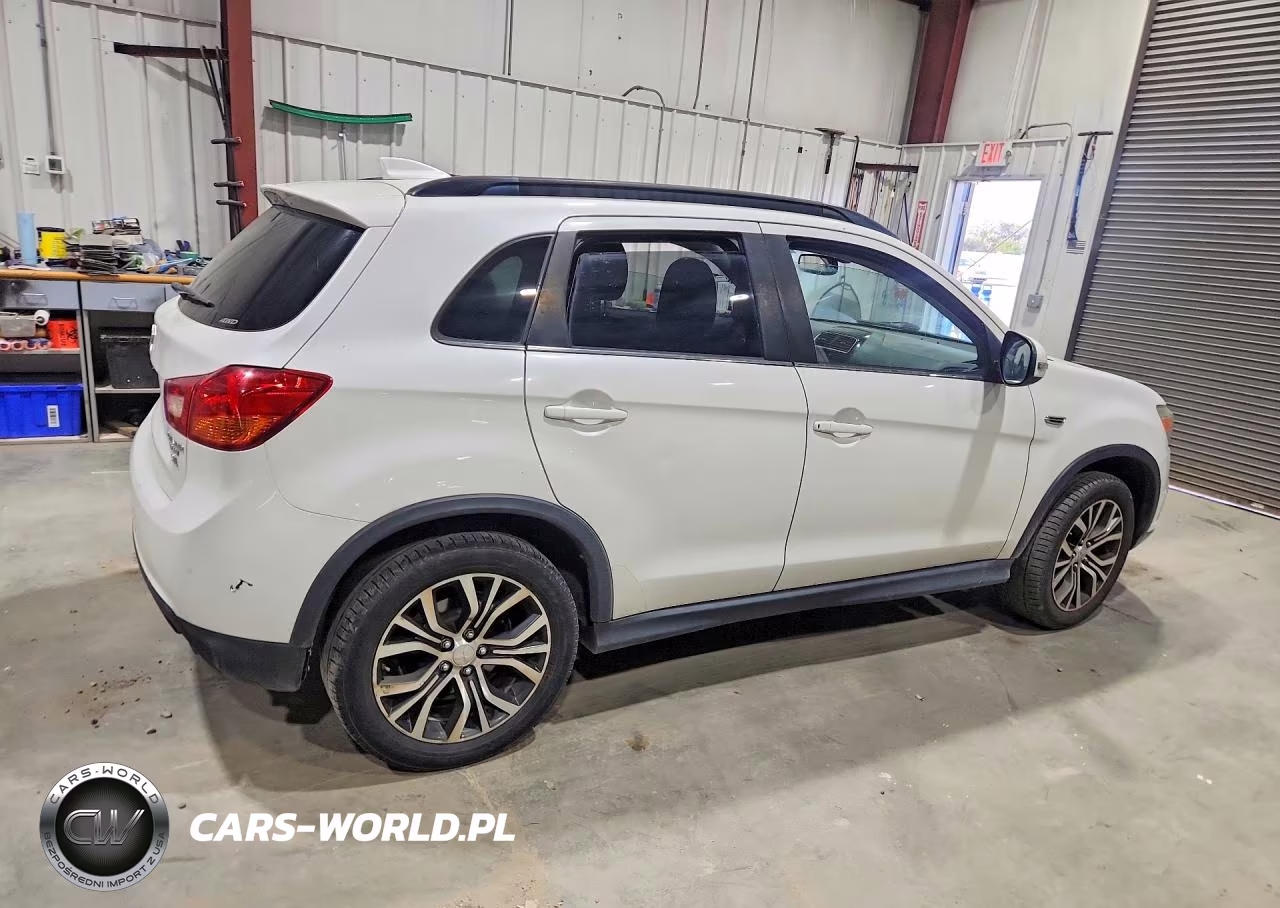 2017 Mitsubishi Outlander Sport Sel VIN:JA4AR4AW4HZ027613 - 3