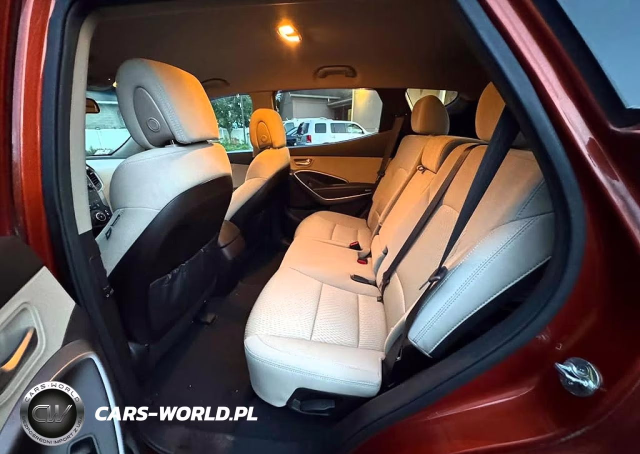 2016 Hyundai Santa Fe Sport 2.4L VIN:5XYZUDLB5GG377024 - 10
