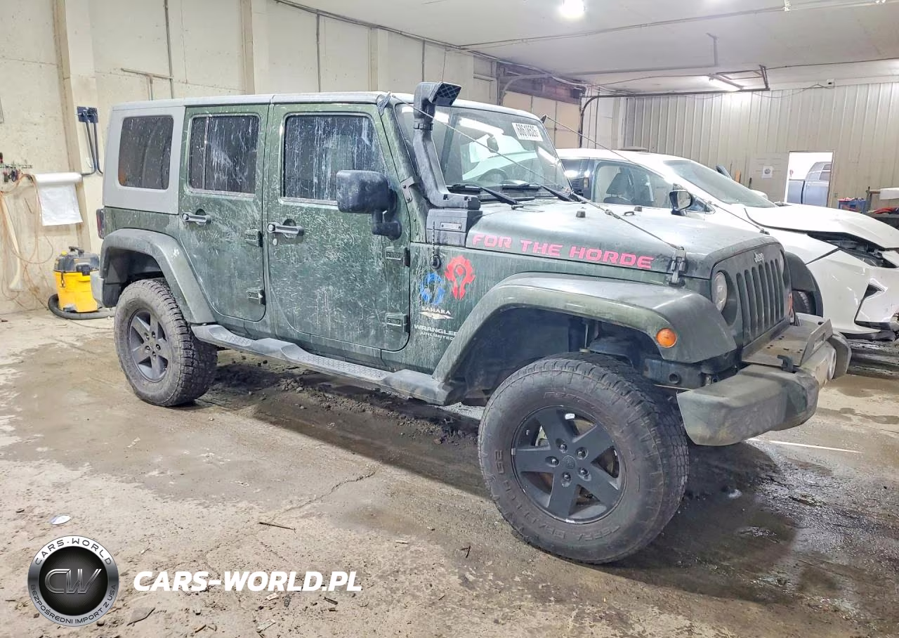 2008 Jeep Wrangler Unlimited Sahara VIN:1J8GA59168L512496 - 4