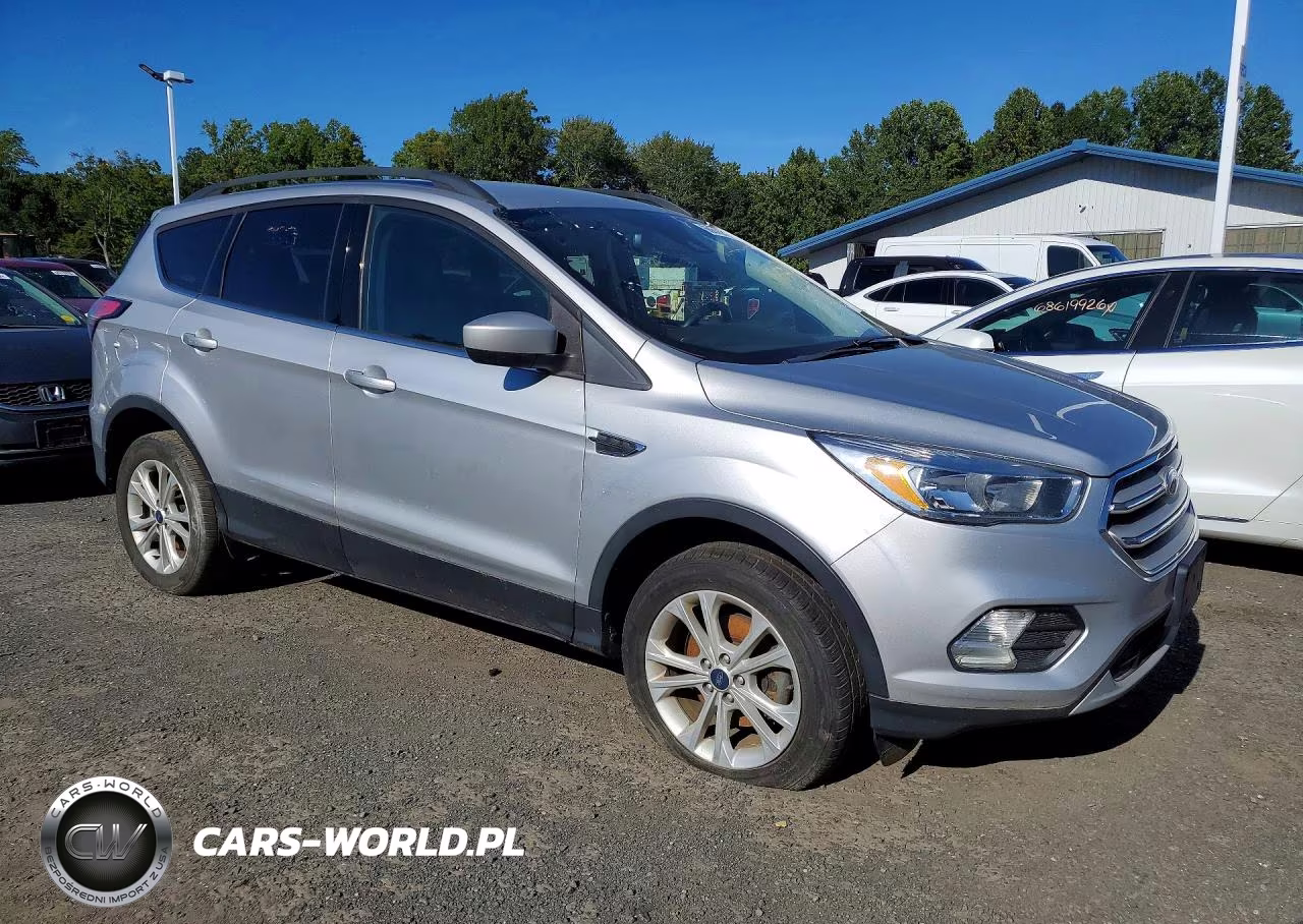 2018 Ford Escape Se VIN:1FMCU0GD0JUB88907 - 4
