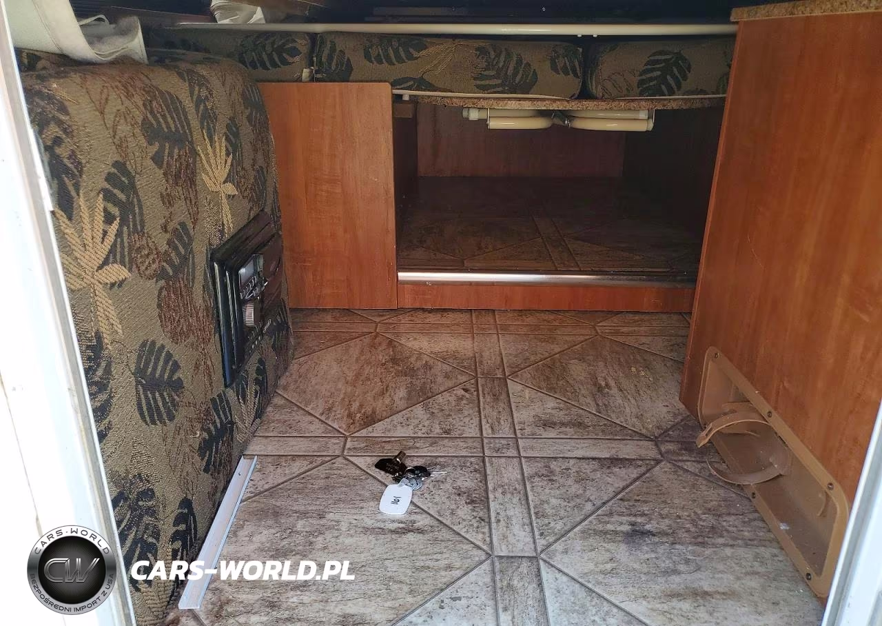 2011 Jayco Pop-Up Camper VIN:1UJAJ0AH7B1BE0161 - 6